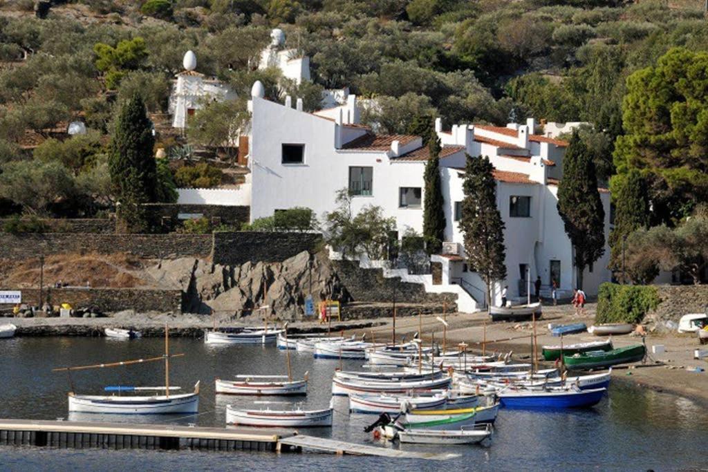 Apartamento Con Jardincito En El Centro De Cadaques Ngoại thất bức ảnh